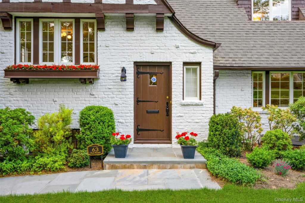 63 Rye Road, Rye, NY 10580 - Photo 2 of 50