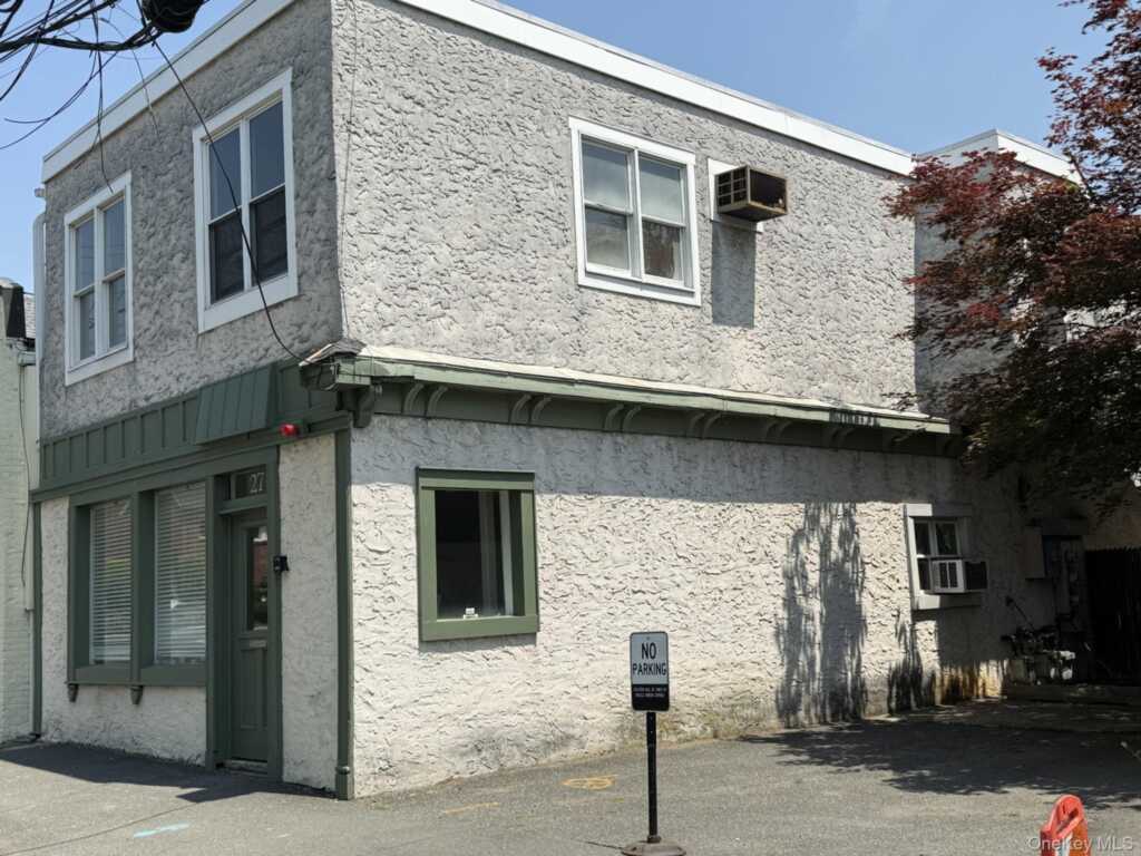27 N Franklin Street, Nyack, NY 10960 - Photo 2 of 4