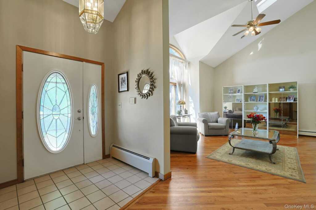 13 Brainerd Drive, Stony Point, NY 10980 - Photo 3 of 38