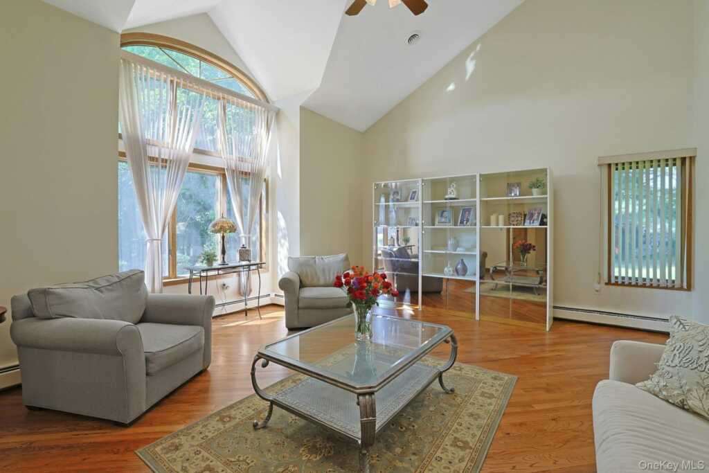 13 Brainerd Drive, Stony Point, NY 10980 - Photo 7 of 38