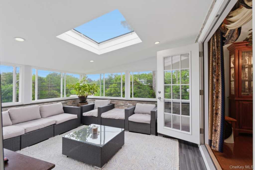3 Baldwin Lane, New Rochelle, NY 10583 - Photo 20 of 36