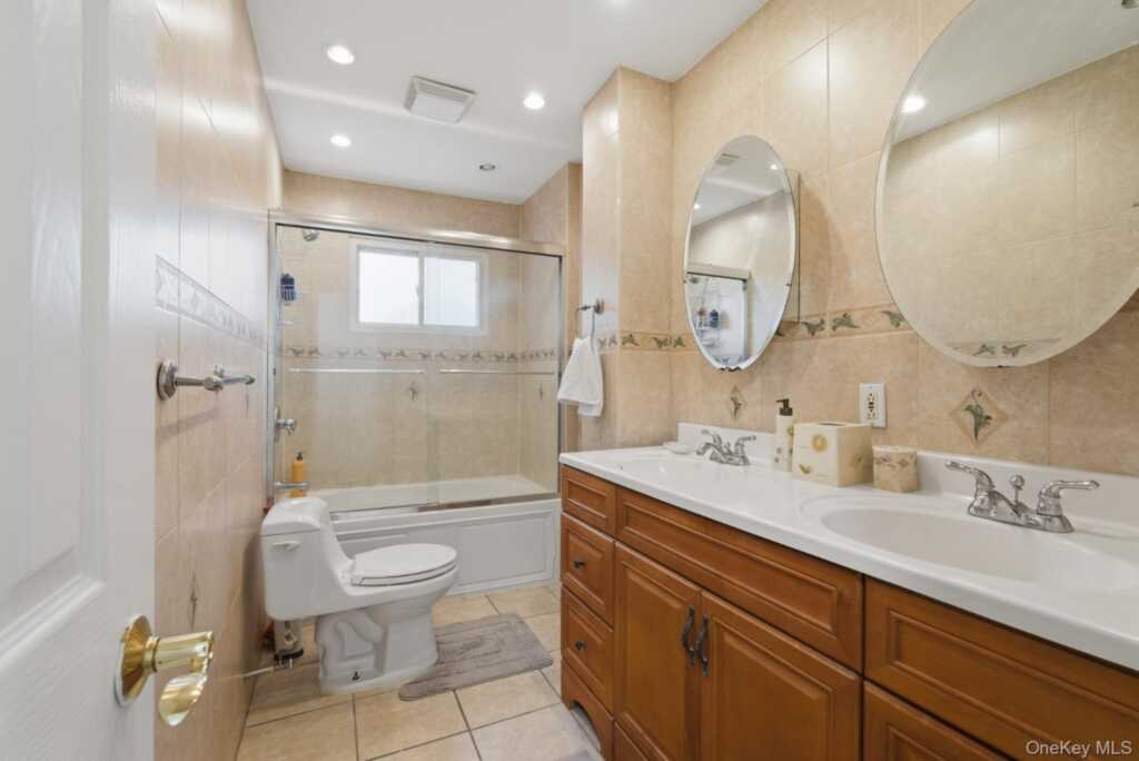 3 Baldwin Lane, New Rochelle, NY 10583 - Photo 27 of 36