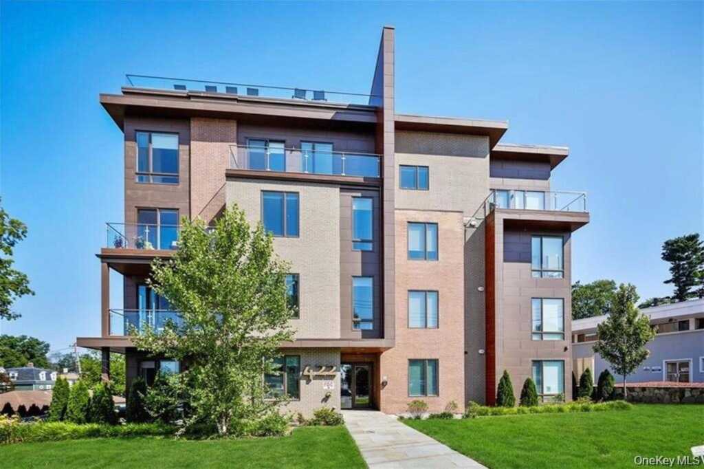 422 E Boston Post Road, Unit #PH 401, Rye, NY 10543 - Photo 29 of 36