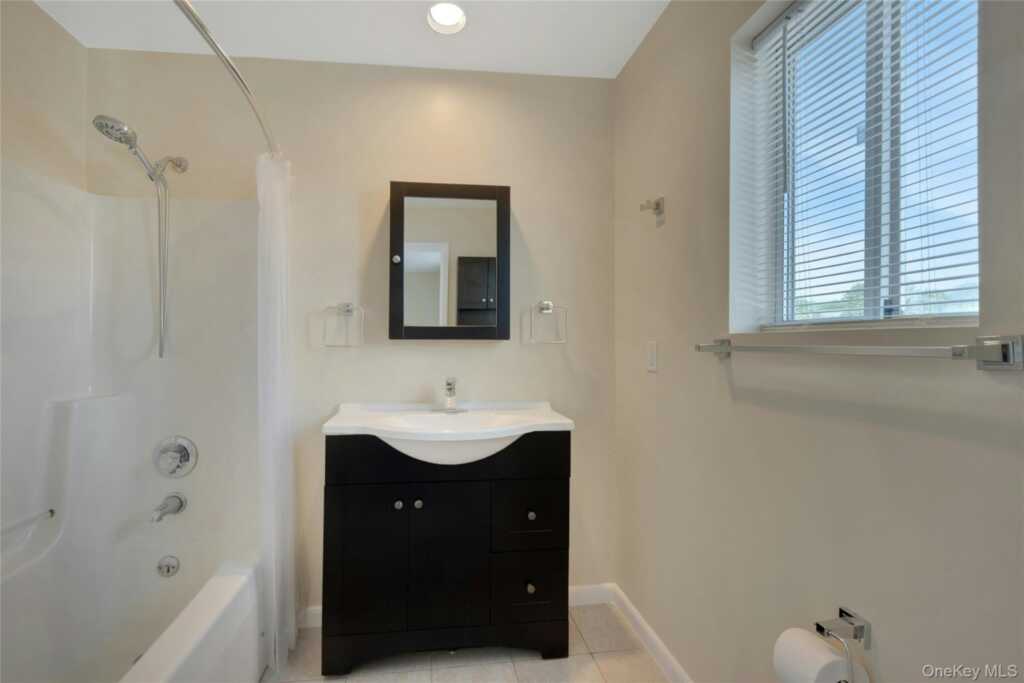 19 Edison Place, Unit #2, Rye, NY 10573 - Photo 17 of 25