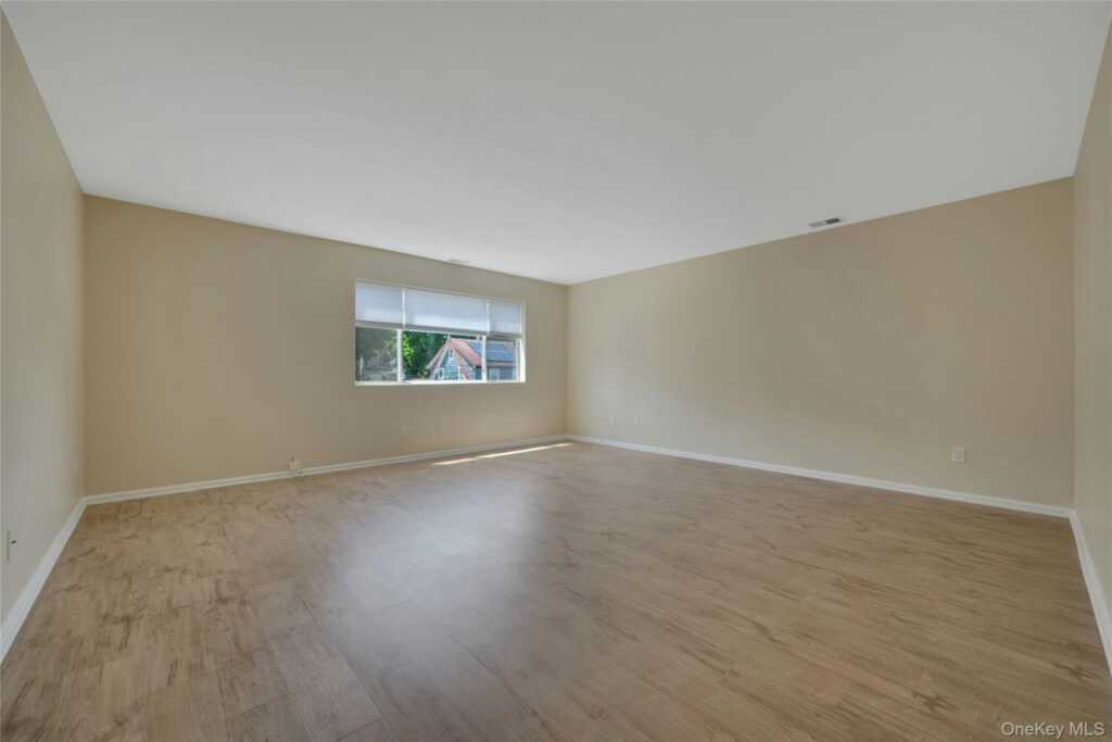 19 Edison Place, Unit #2, Rye, NY 10573 - Photo 3 of 25