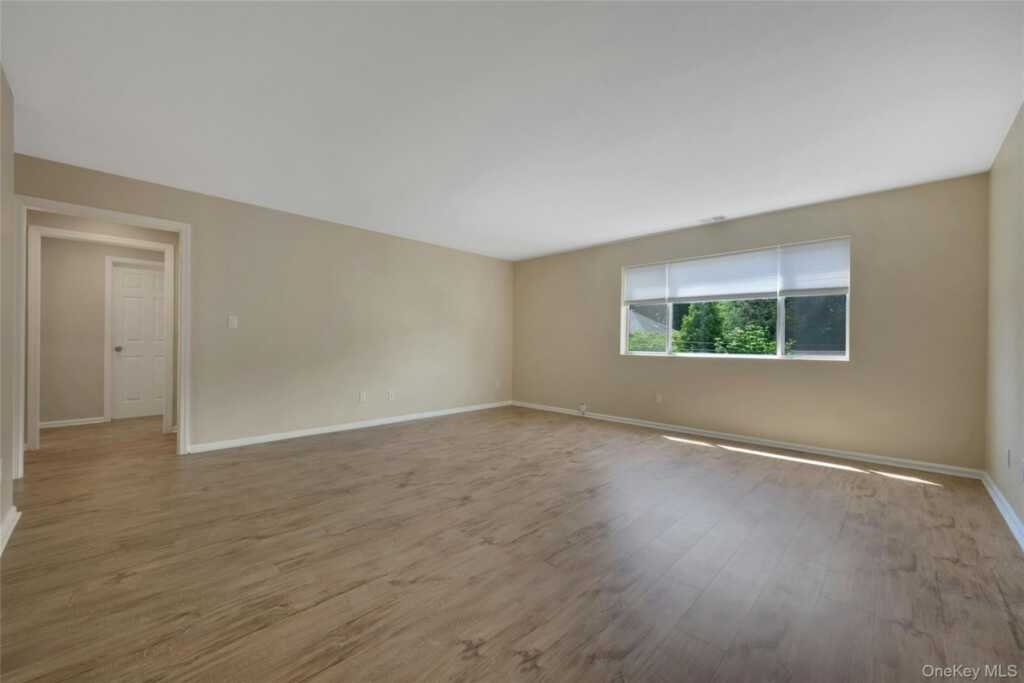 19 Edison Place, Unit #2, Rye, NY 10573 - Photo 5 of 25