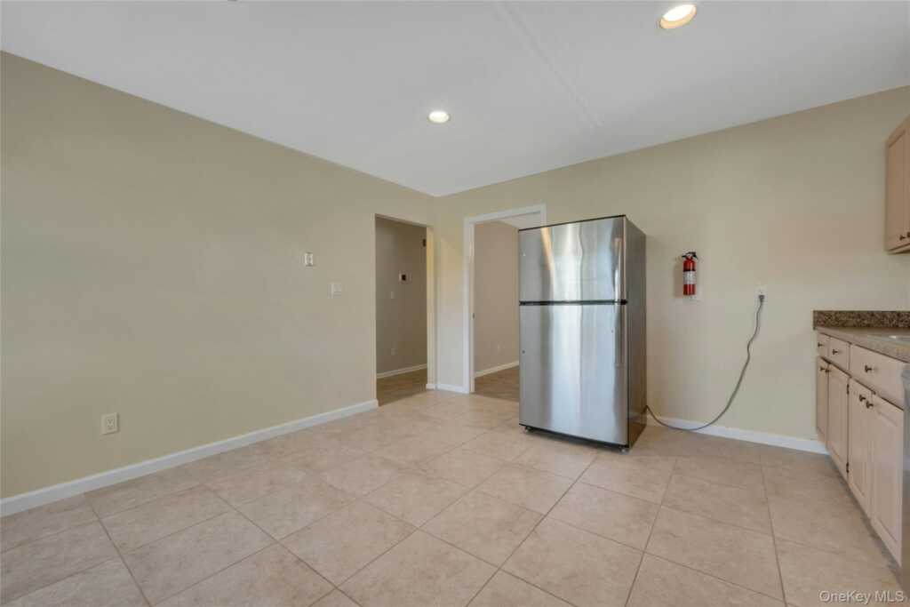 19 Edison Place, Unit #2, Rye, NY 10573 - Photo 8 of 25