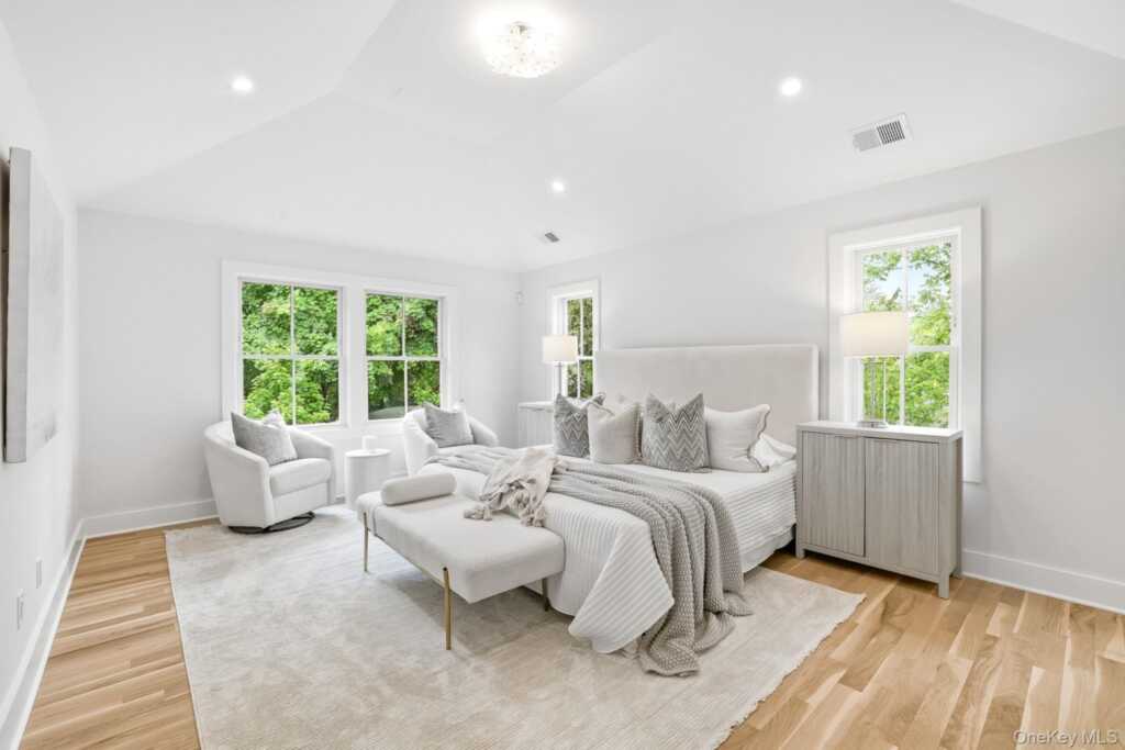 227 Central Avenue, Rye, NY 10580 - Photo 17 of 42