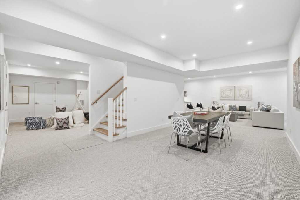 227 Central Avenue, Rye, NY 10580 - Photo 31 of 42