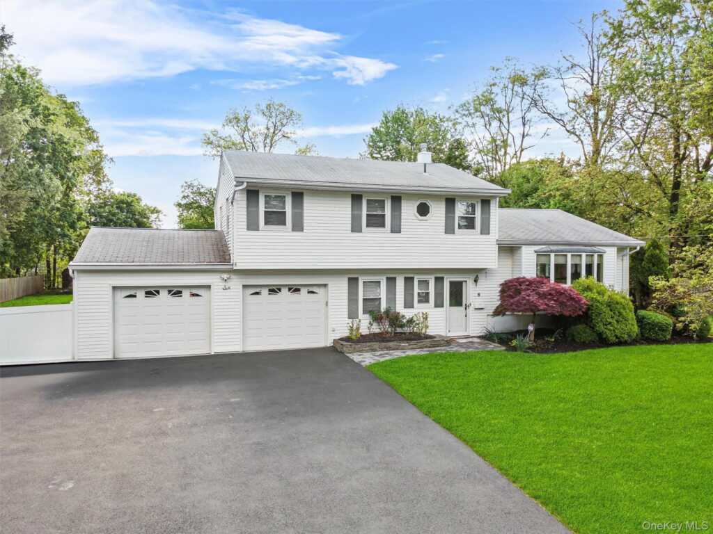 6 Wilton Circle, New City, NY 10956 - Photo 33 of 35