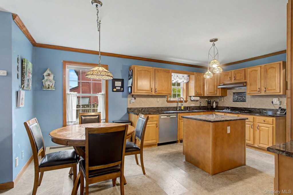 12 Lake Drive, New City, NY 10956 - Photo 13 of 50