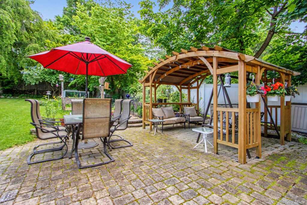 12 Lake Drive, New City, NY 10956 - Photo 44 of 50