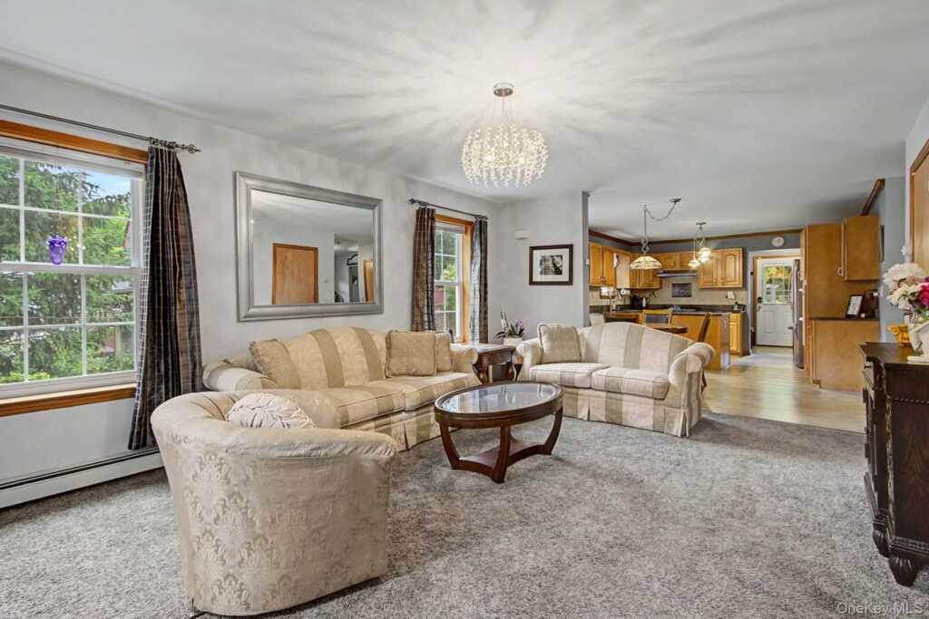 12 Lake Drive, New City, NY 10956 - Photo 5 of 50