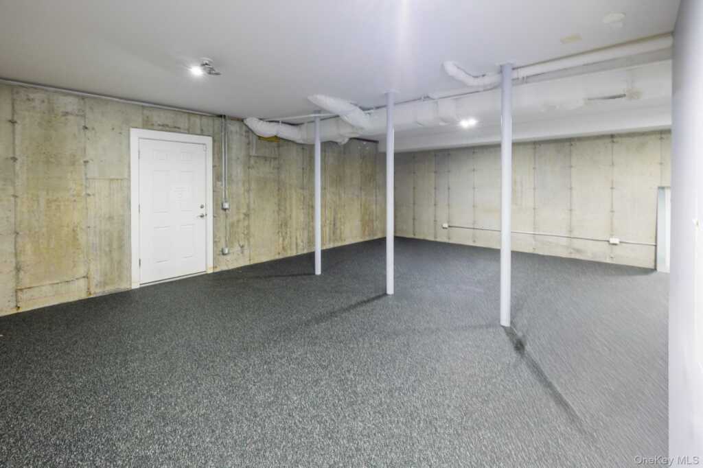 55 Hawley Avenue, Rye, NY 10573 - Photo 35 of 50