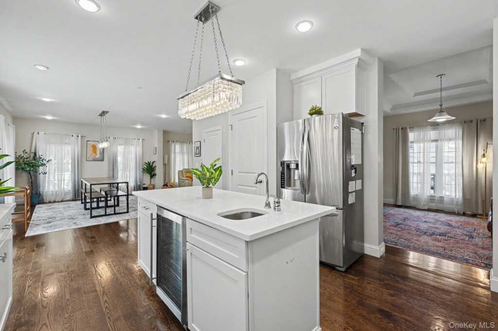 55 Hawley Avenue, Rye, NY 10573 - Photo 6 of 50