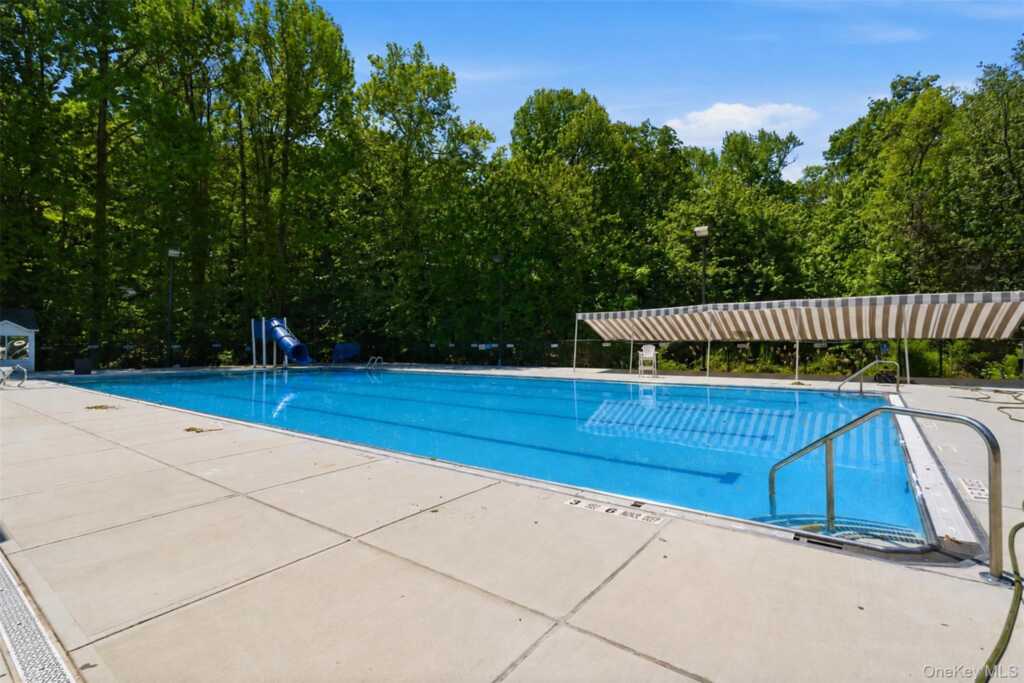 67 Old Country Road, New Rochelle, NY 10804 - Photo 29 of 33