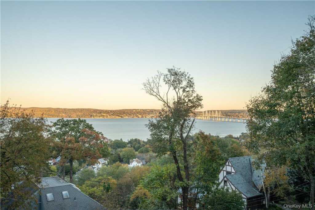 8-12 S Boulevard, Unit #10-102, Nyack, NY 10960 - Photo 21 of 36
