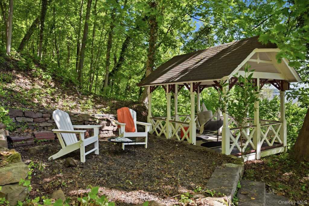 215 River Road, Nyack, NY 10960 - Photo 35 of 50