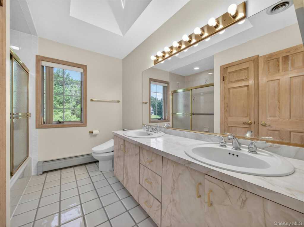 216 Strawtown Road, New City, NY 10956 - Photo 16 of 31