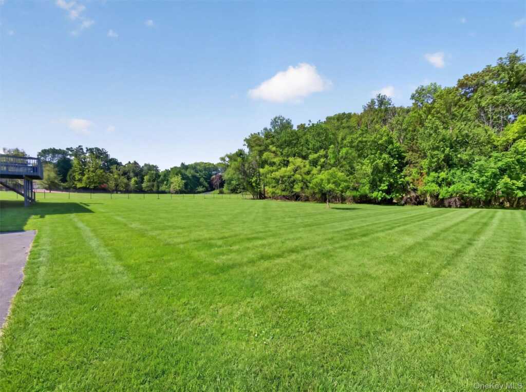 216 Strawtown Road, New City, NY 10956 - Photo 25 of 31