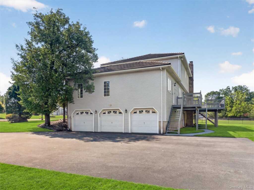 216 Strawtown Road, New City, NY 10956 - Photo 26 of 31
