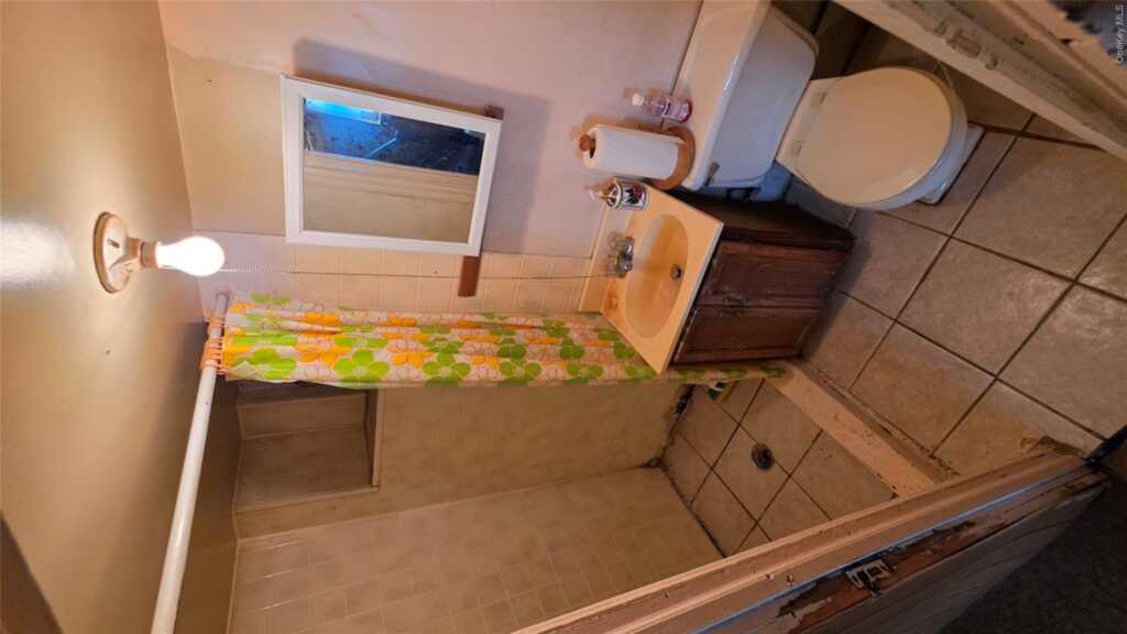 146 Beechwood Avenue, New Rochelle, NY 10801 - Photo 13 of 19
