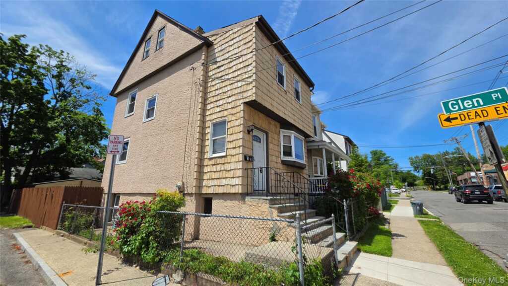 146 Beechwood Avenue, New Rochelle, NY 10801 - Photo 16 of 19