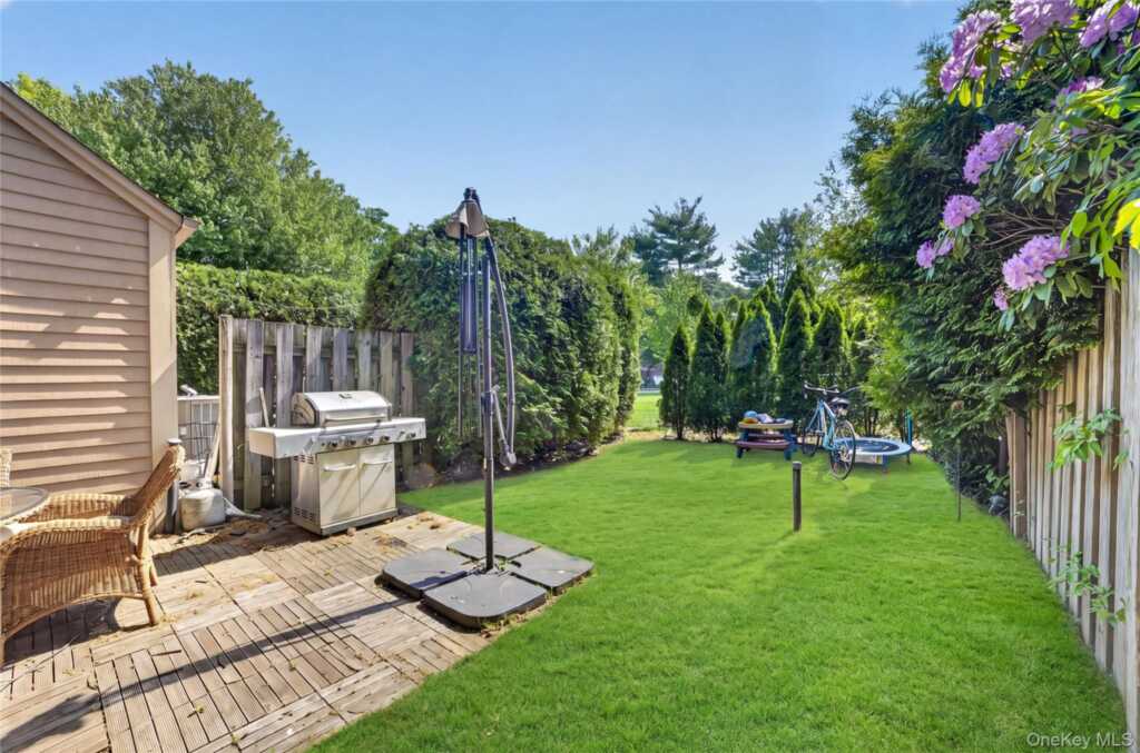 218 Tree Top Crescent, Rye, NY 10573 - Photo 21 of 36