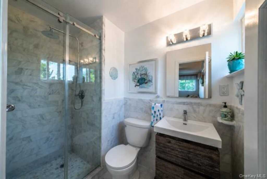 1 Lynns Way, New Rochelle, NY 10805 - Photo 11 of 30