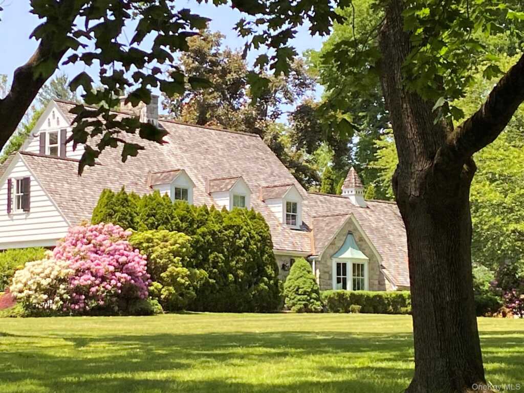 18 Lincoln Avenue, Rye, NY 10573