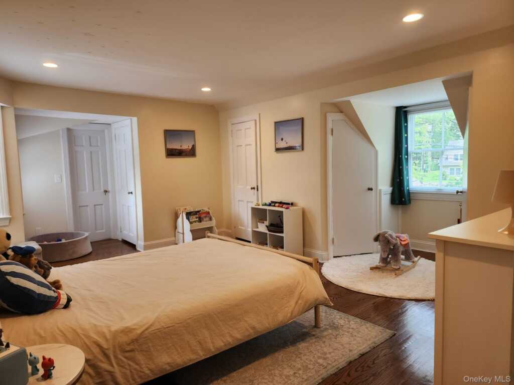 18 Lincoln Avenue, Rye, NY 10573 - Photo 16 of 31