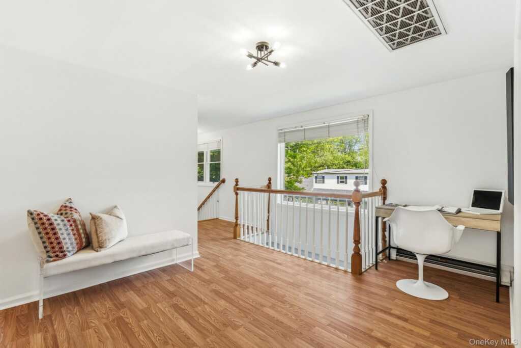 39 Lambert Lane, New Rochelle, NY 10804 - Photo 17 of 36