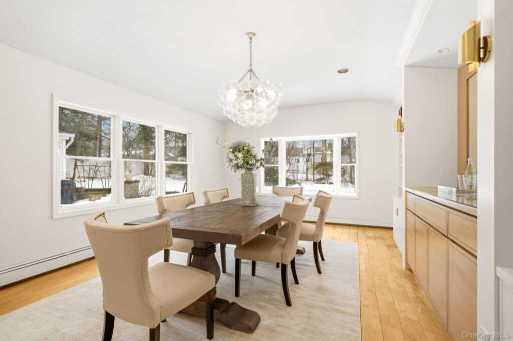 39 Lambert Lane, New Rochelle, NY 10804 - Photo 8 of 36