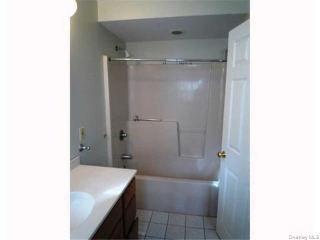 34 Jersey Avenue, Suffern, NY 10901 - Photo 7 of 8