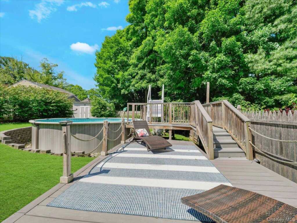 35 Hillside Avenue, Suffern, NY 10901 - Photo 41 of 43