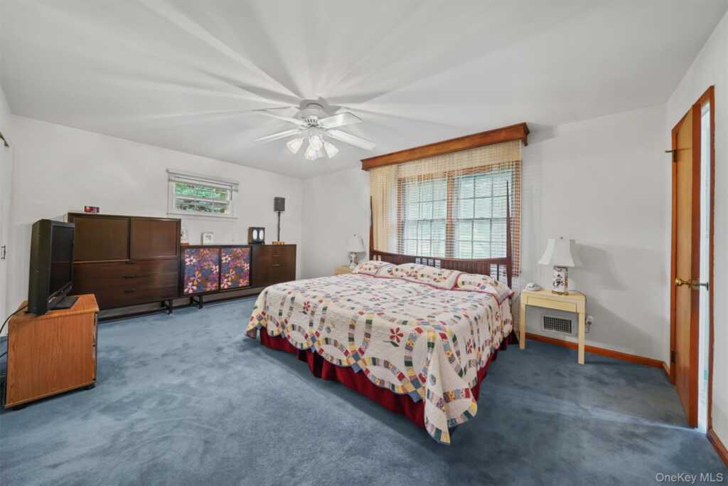 4 Lombardi Drive, New City, NY 10956 - Photo 12 of 29