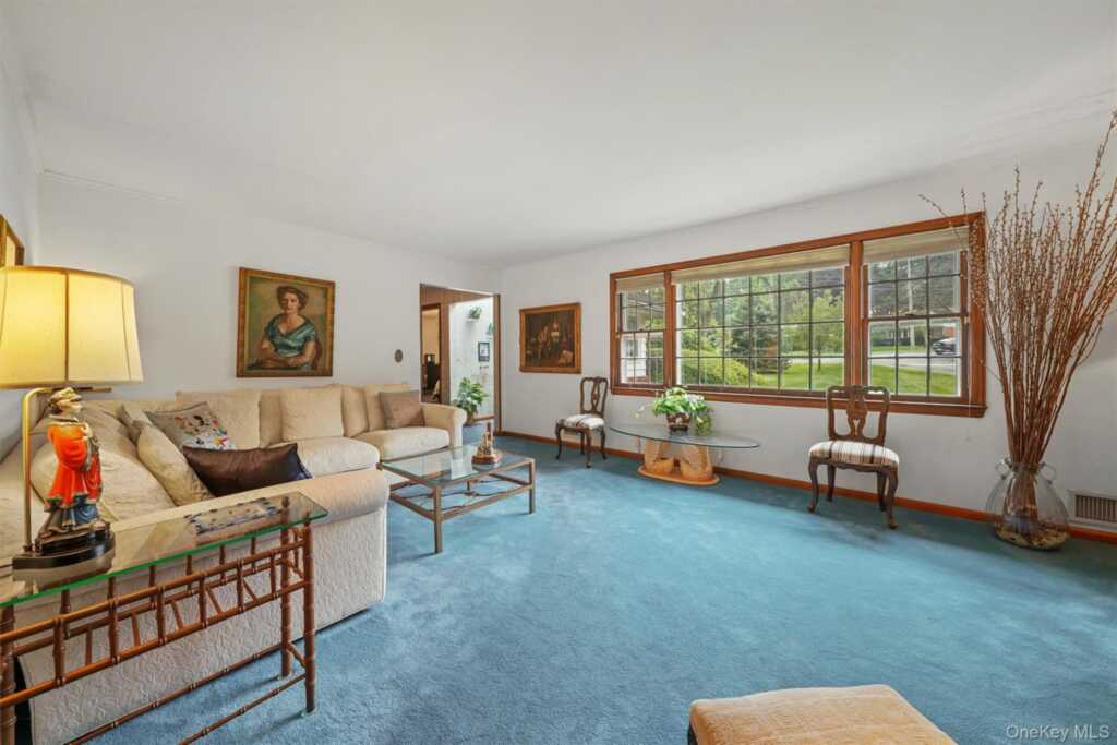 4 Lombardi Drive, New City, NY 10956 - Photo 4 of 29