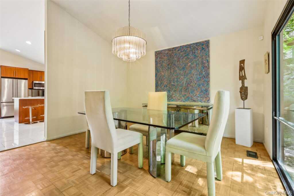 19 Rolling Way, New City, NY 10956 - Photo 18 of 50