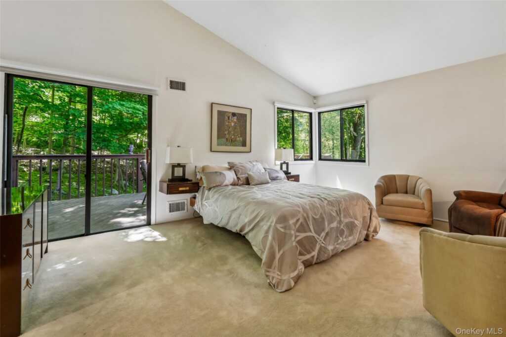 19 Rolling Way, New City, NY 10956 - Photo 35 of 50