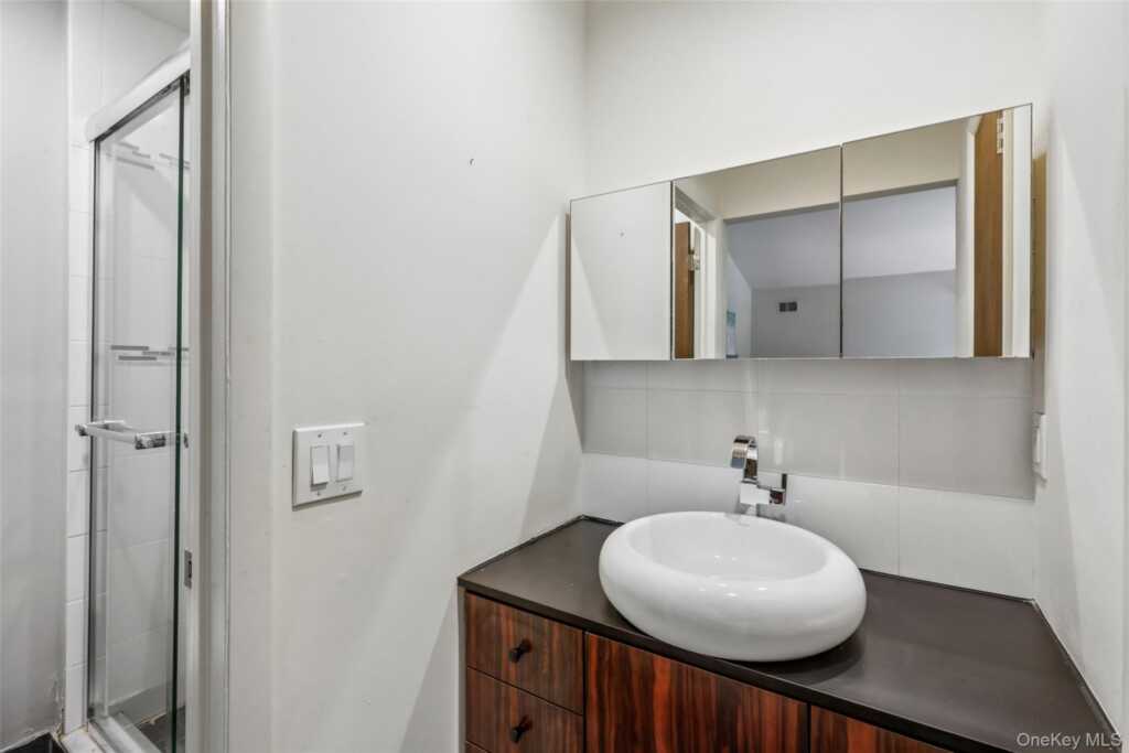 19 Rolling Way, New City, NY 10956 - Photo 40 of 50