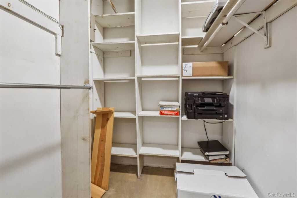 19 Rolling Way, New City, NY 10956 - Photo 41 of 50