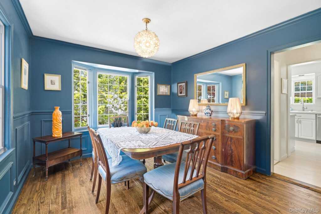 20 Revere Road, New Rochelle, NY 10583 - Photo 10 of 33