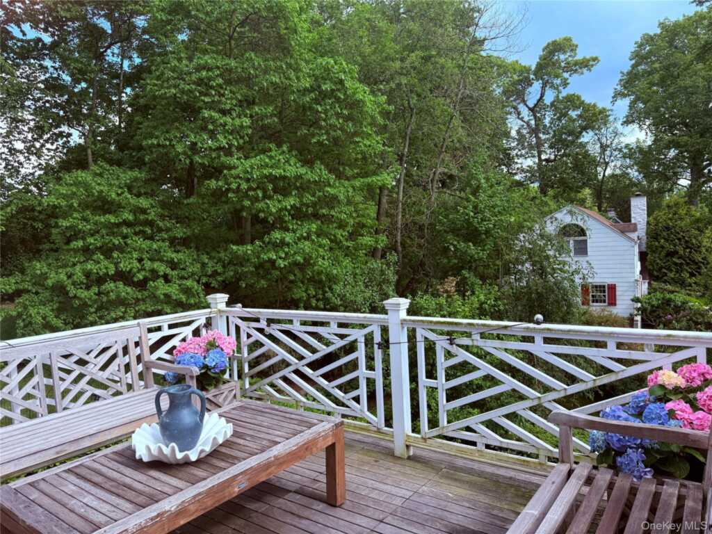 20 Revere Road, New Rochelle, NY 10583 - Photo 17 of 33