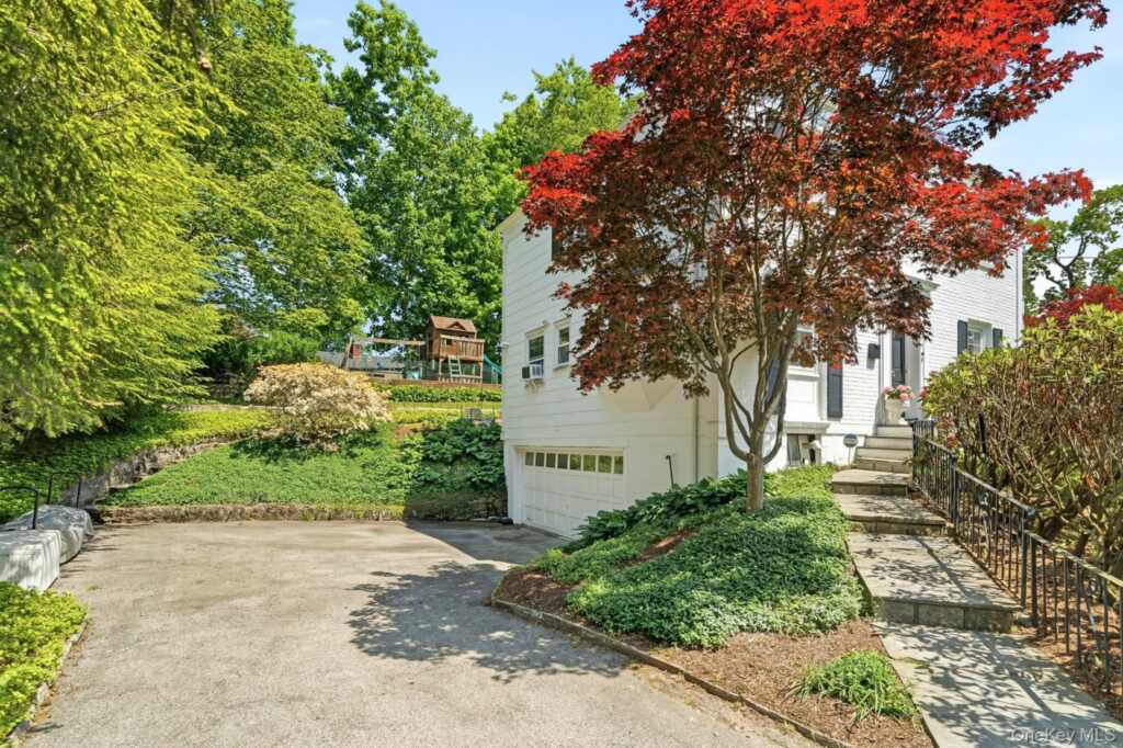 20 Revere Road, New Rochelle, NY 10583 - Photo 27 of 33