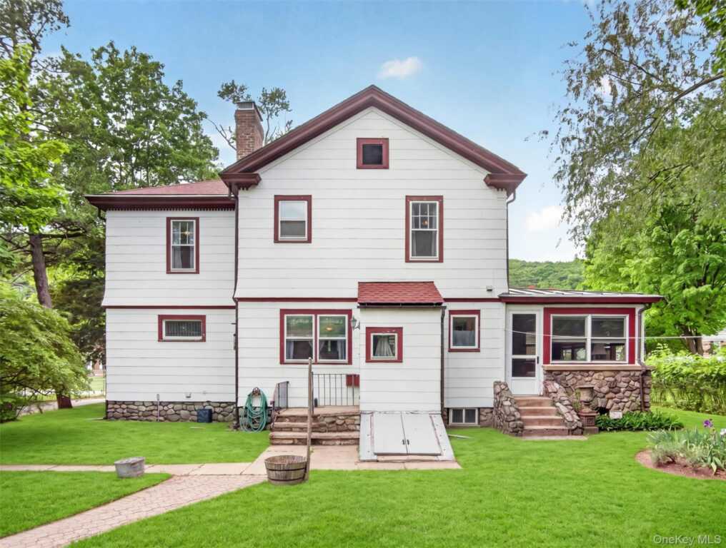 125 Wayne Avenue, Suffern, NY 10901 - Photo 20 of 27