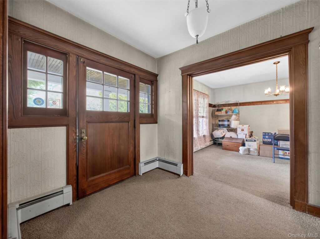 125 Wayne Avenue, Suffern, NY 10901 - Photo 3 of 27