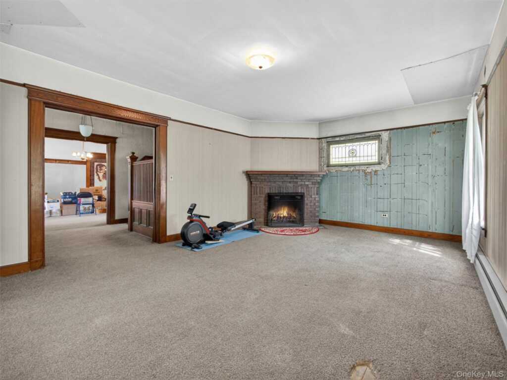 125 Wayne Avenue, Suffern, NY 10901 - Photo 5 of 27