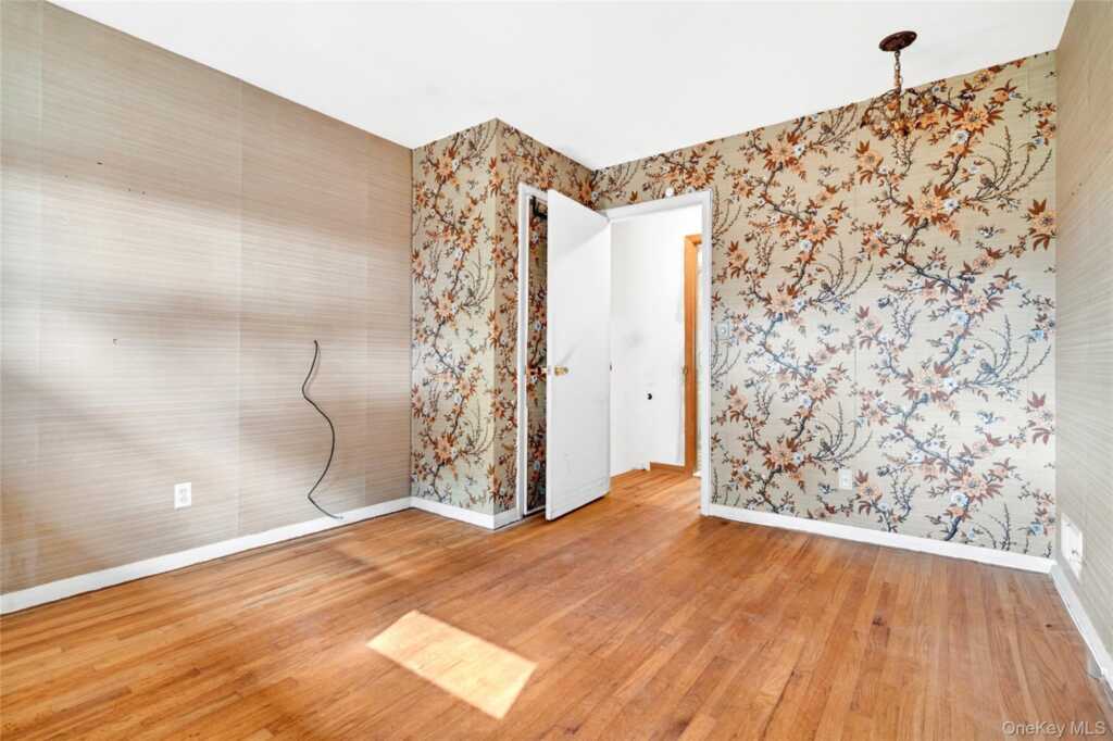 2 Forest Knoll Drive, Suffern, NY 10901 - Photo 24 of 31