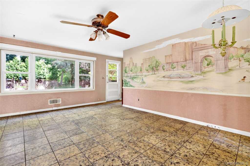 2 Forest Knoll Drive, Suffern, NY 10901 - Photo 7 of 31