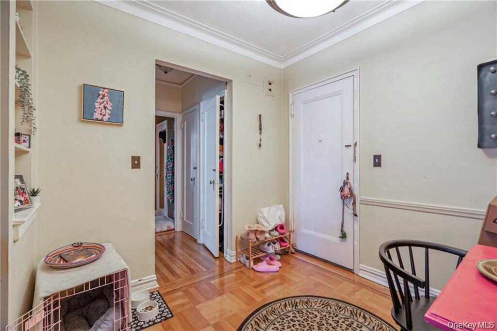 210 Martine Avenue, Unit #5G, White Plains, NY 10601 - Photo 3 of 13